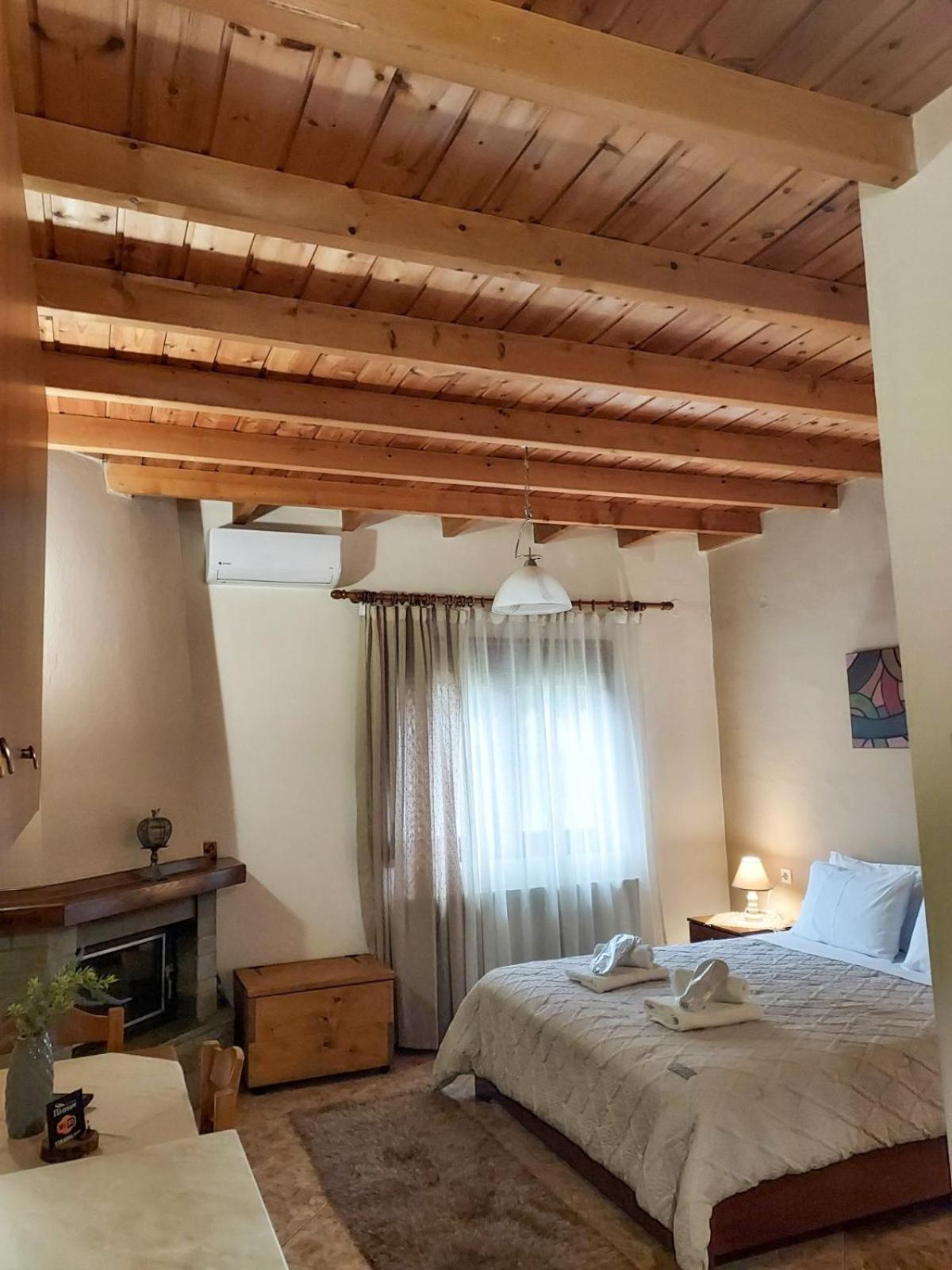 Guesthouse Platon Órma Екстериор снимка