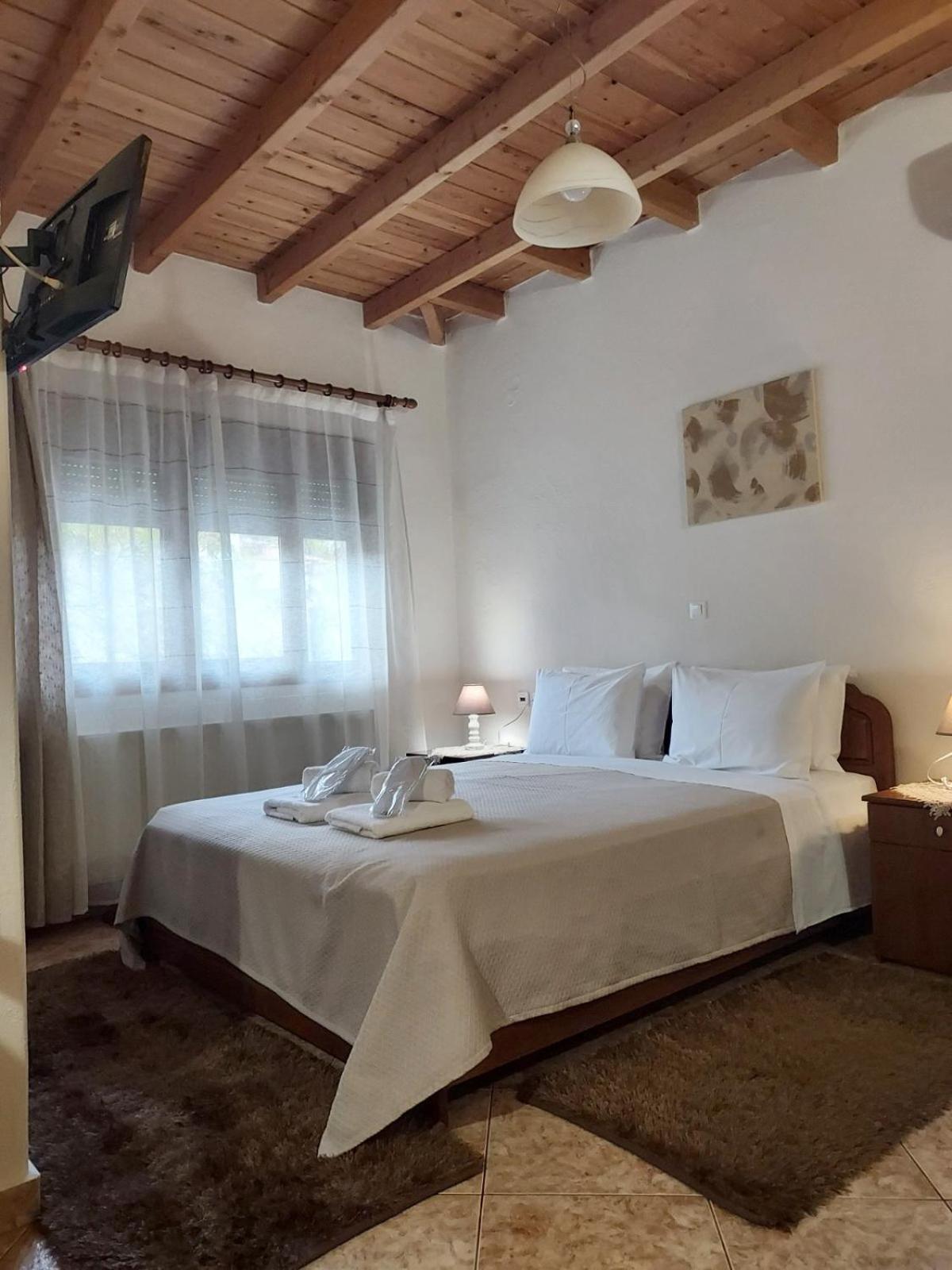 Guesthouse Platon Órma Екстериор снимка