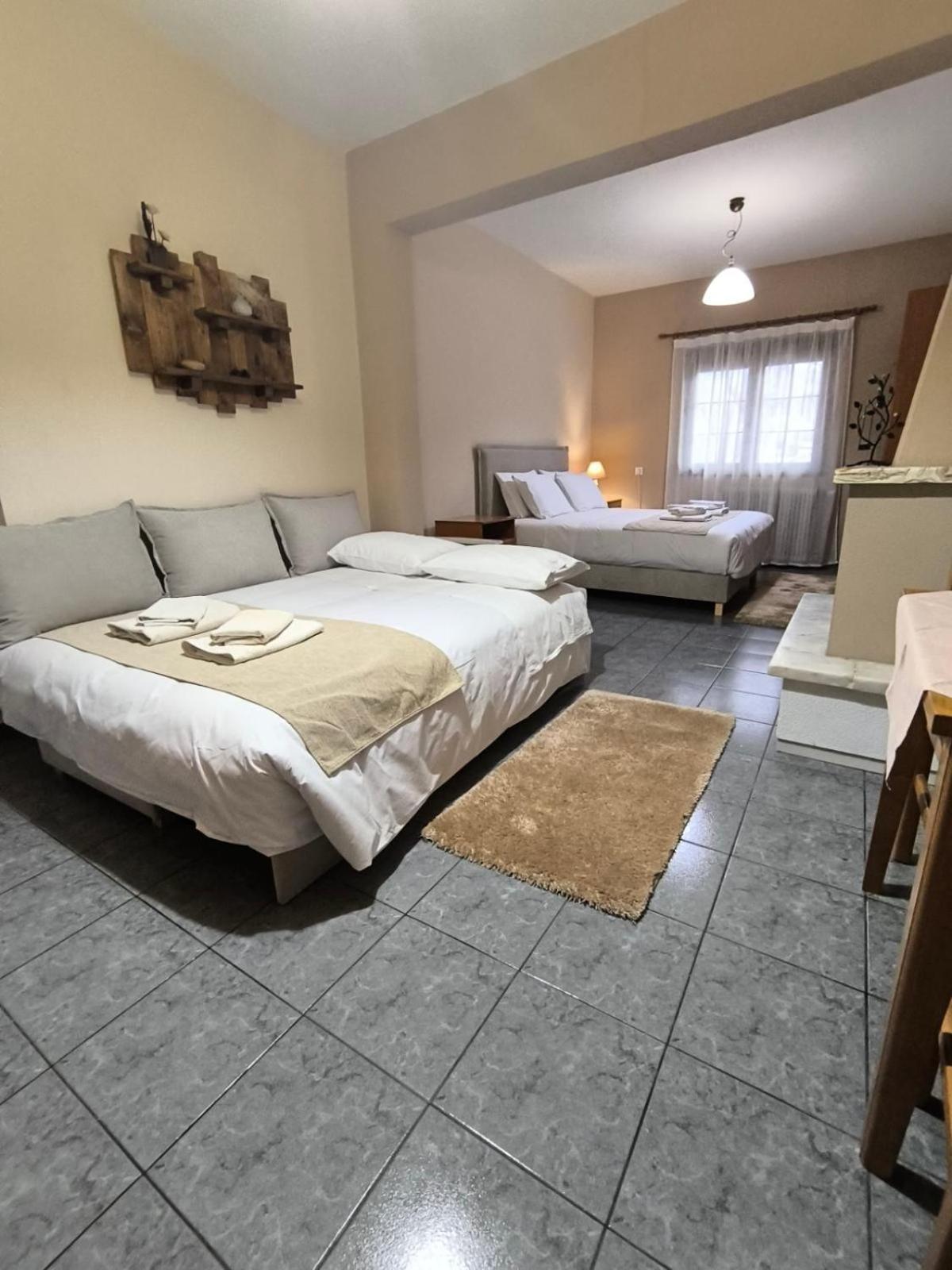 Guesthouse Platon Órma Екстериор снимка